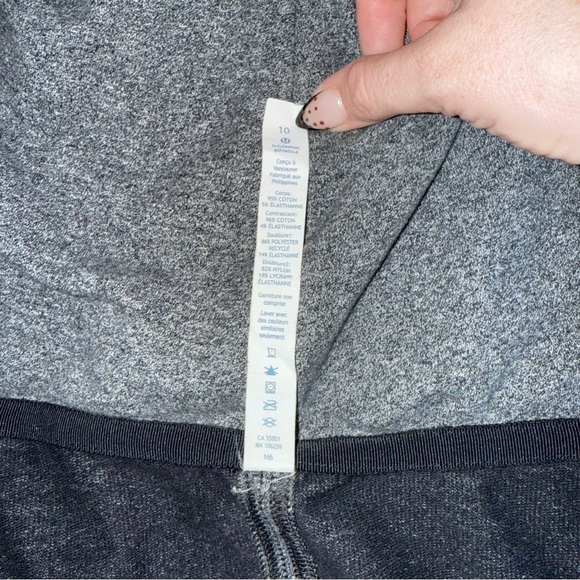 lululemon athletica Charcoal Snap Jacket - Women's Size 10 - Picture 7 of 11